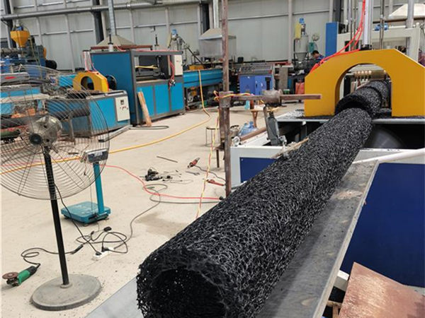 盲沟在边坡排水中的作用